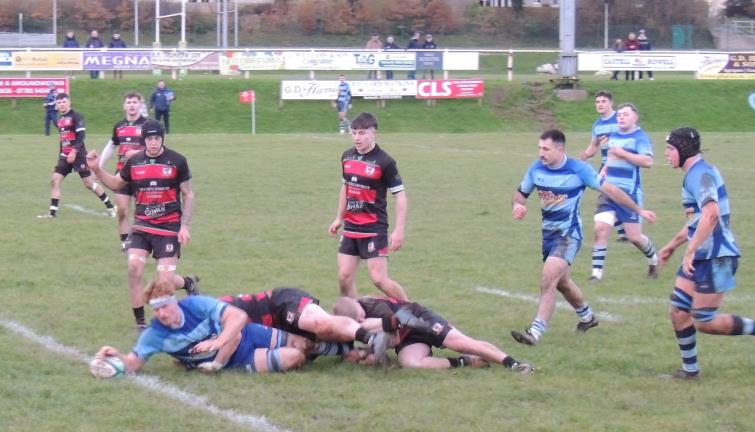 Roy Osborne stretches out for a Narberth try